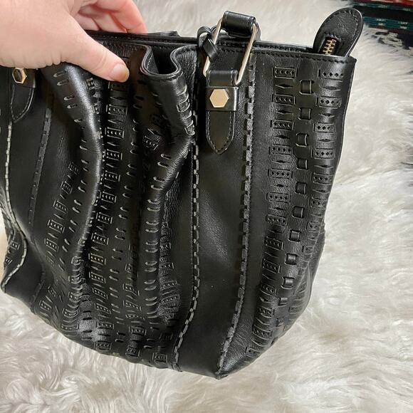 Tod's Laser Cut Flower Tote Shoulder Bag Small Lazer Perforated Black Leather - Picture 3 of 16